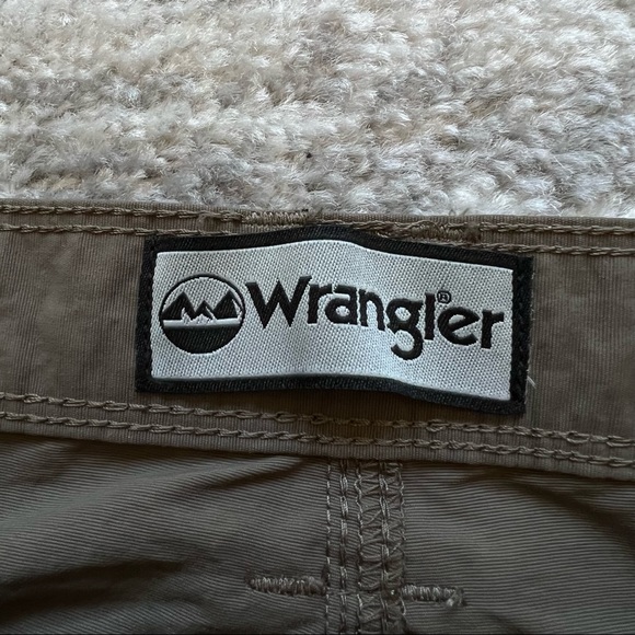 Wrangler Cargo Pants 100% Nylon Brown Workwear Men Size 40 30 - Picture 6 of 9